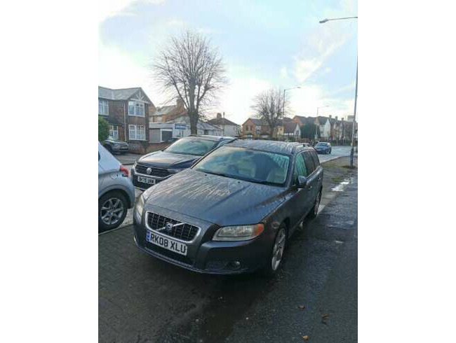 2008 Volvo V70 D5