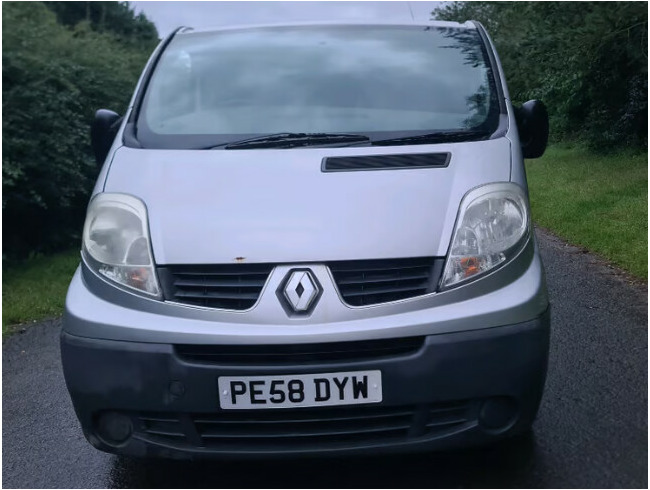 2008 Renault Trafic Sportive 2.0 CDTI Diesel ( Transit vivaro van)