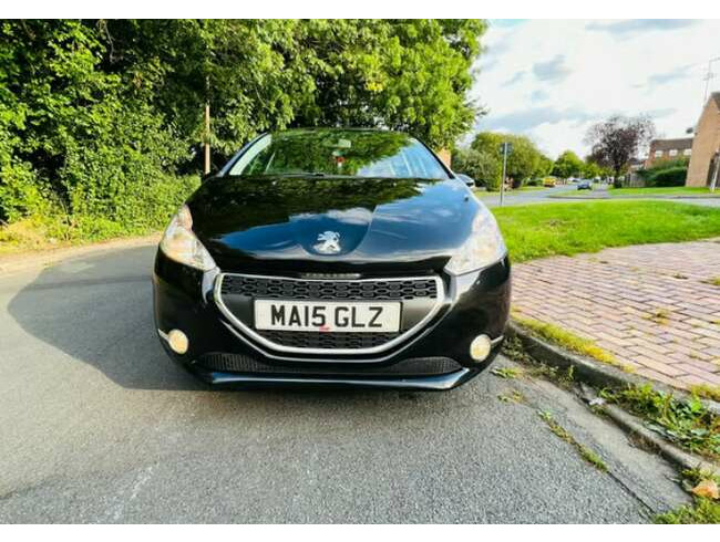 2015 Peugeot 208, Low Mileage