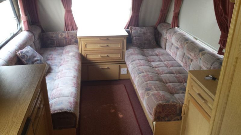 1994 Abbey Hereford caravan image 6