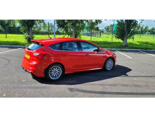 2013 Ford, Focus, Hatchback, Manual, 1560 (cc), 5 Doors