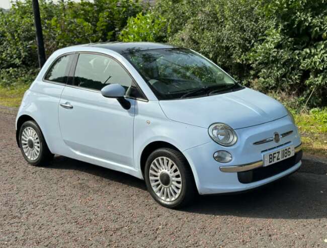 2010 Fiat 500 Lounge