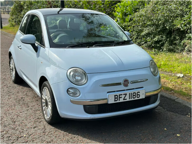 2010 Fiat 500 Lounge