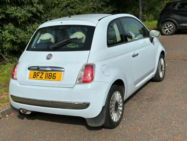 2010 Fiat 500 Lounge