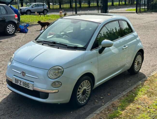 2010 Fiat 500 Lounge