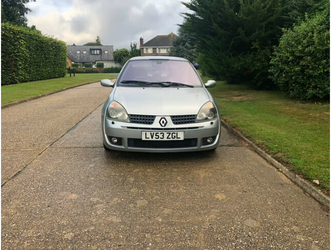 2003 Renault Clio 172