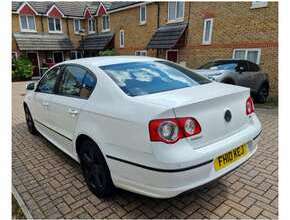 2010 Volkswagen Passat Bluemotion