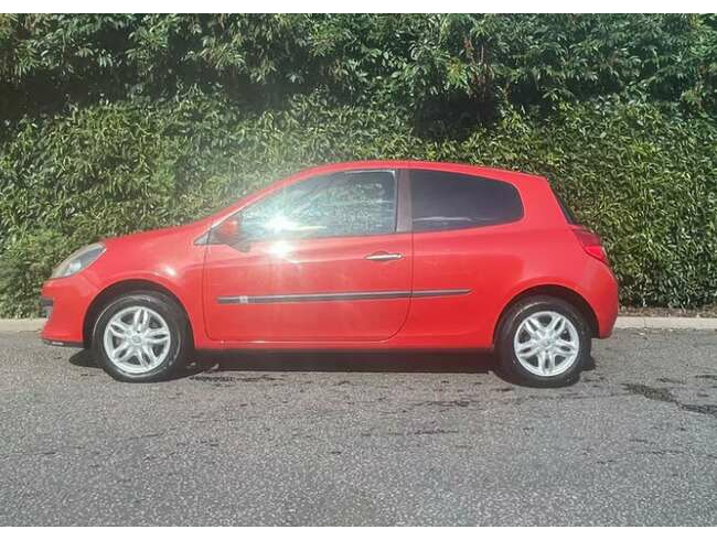 2007 Renault Clio 1.4 2007 * Full Mot* * Low Mileage *