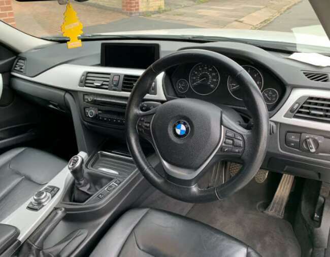 2012 BMW, 3 SERIES, Saloon, Manual, 1995 (cc), 4 doors