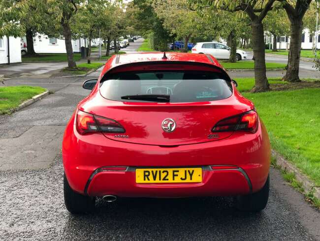 2012 Vauxhall Astra GTC CDTI