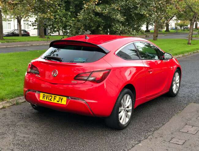 2012 Vauxhall Astra GTC CDTI