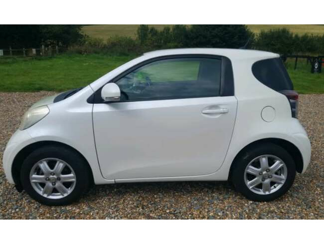 2010 Toyota iQ, 1.0 Petrol, £0 Road Tax, ULEZ, FSH