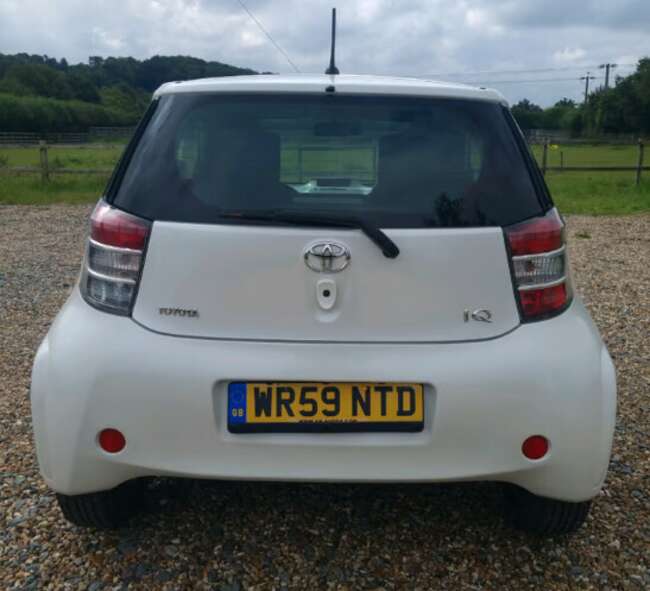 2010 Toyota iQ, 1.0 Petrol, £0 Road Tax, ULEZ, FSH