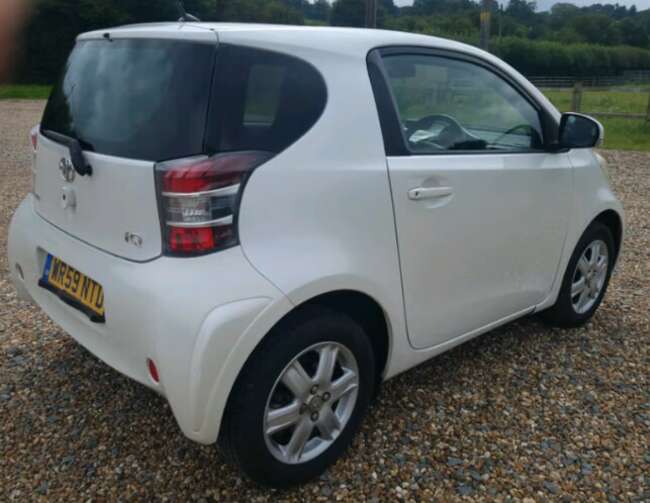 2010 Toyota iQ, 1.0 Petrol, £0 Road Tax, ULEZ, FSH