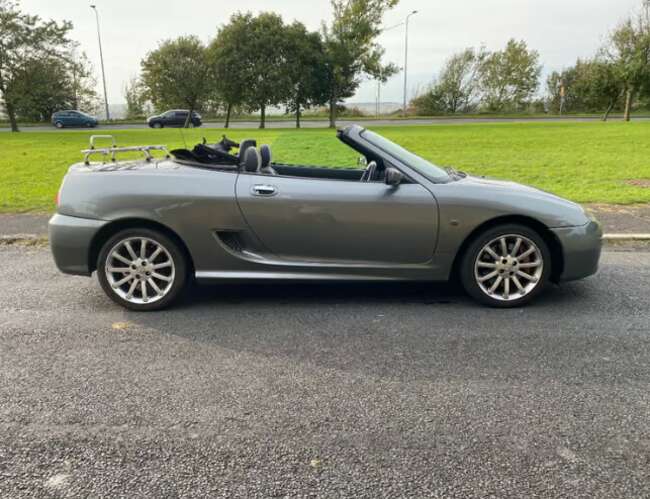 2005 MG TF 1.8 Spark SE, Fyll Service History