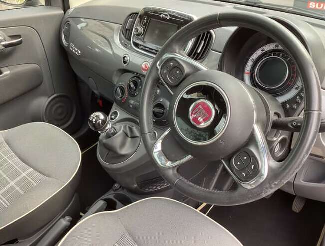 2015 Fiat 500 lounge Hatchback