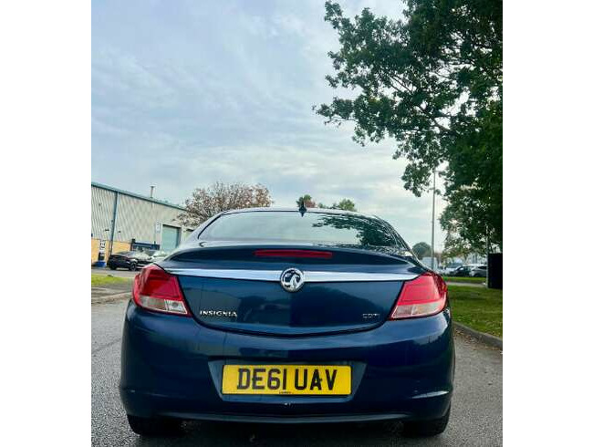 2011 Vauxhall, Insignia, Saloon, Manual, 1956 (cc), 4 Doors