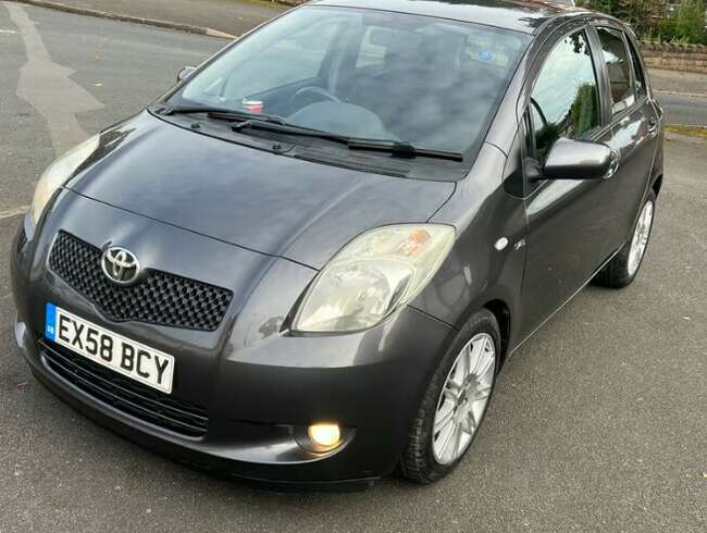 2009 Toyota Yaris 1.4 Diesel SR £30 Years Tax, Sat / Nav, Spoiler, 60+MPG