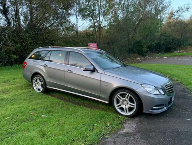 2011 Mercedes Benz E250 Diesel, Estate, Semi-Automatic