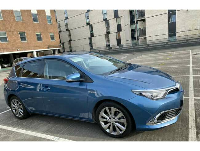 2015 Toyota, Auris, Hatchback, 1798 (cc), 5 Doors