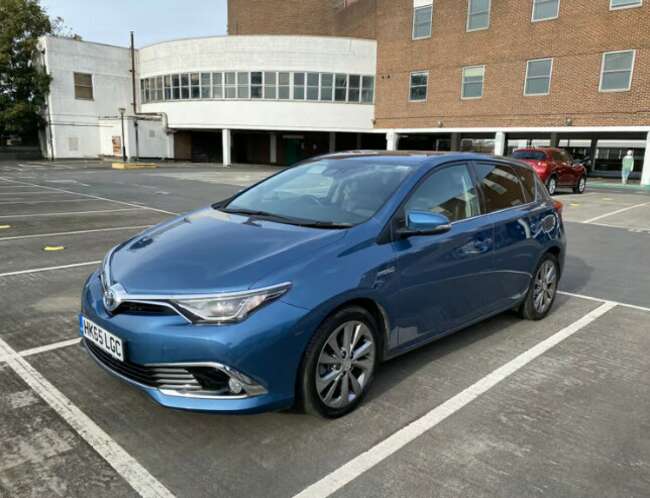 2015 Toyota, Auris, Hatchback, 1798 (cc), 5 Doors