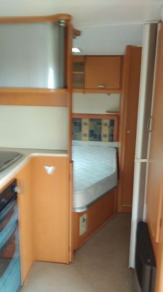 2006 Bailey Ranger 4 beth fixed bed caravan image 6