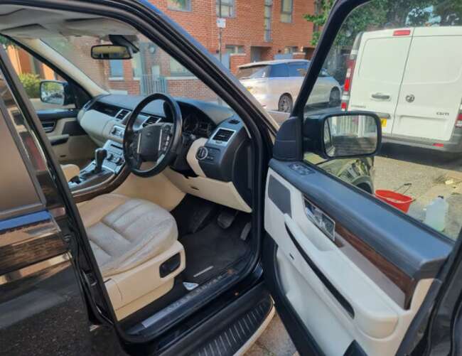 2010 Land Rover, Range Rover Sport, Estate, Semi-Auto, 2993 (cc), 5 Doors