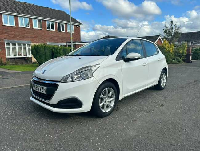 2015 Peugeot 208 - *LOW MILEAGE*