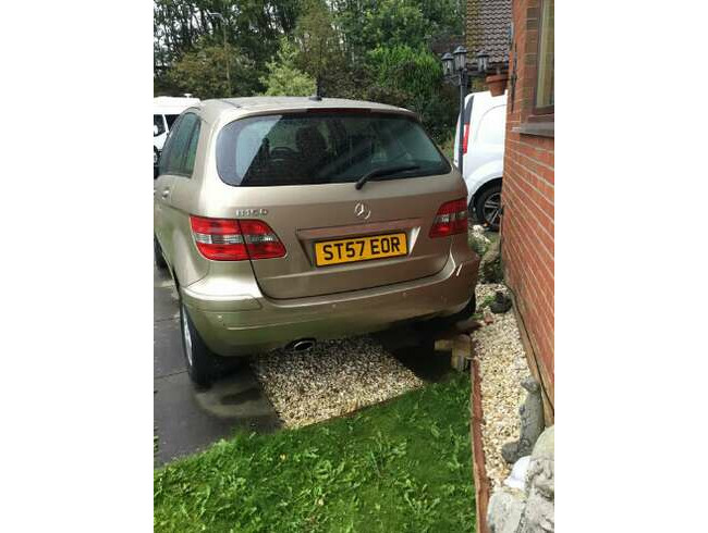 2007 Mercedes B150, Petrol, Automatic, 44,000 miles.