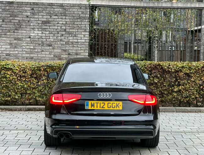 2012 Audi A4 2.0 TDI Black Edition 4dr Diesel Manual Euro 5 (s/s) (177 ps)