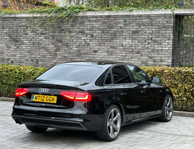 2012 Audi A4 2.0 TDI Black Edition 4dr Diesel Manual Euro 5 (s/s) (177 ps)