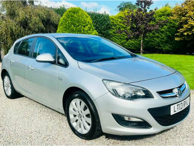 2013 Vauxhall Astra Diesel - MOT SEP 24