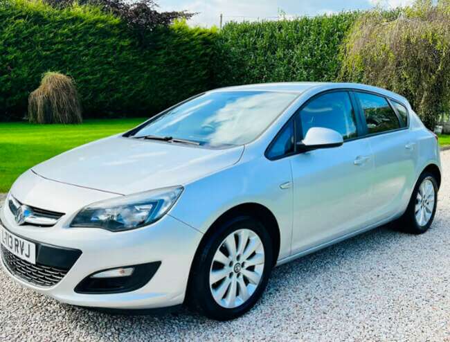 2013 Vauxhall Astra Diesel - MOT SEP 24