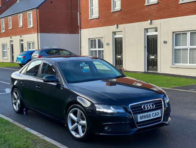 2011 Audi A4 2.0 Tdi ( 35£ tax Per year )