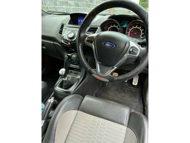 2013 Ford Fiesta St 2 180 Sat Nav Heated Seats May Swap