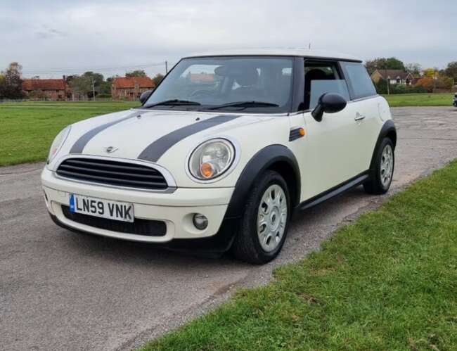 2009 (59) Mini One 1.4 Petrol 3 Door Manual Hatchback Full Year MOT