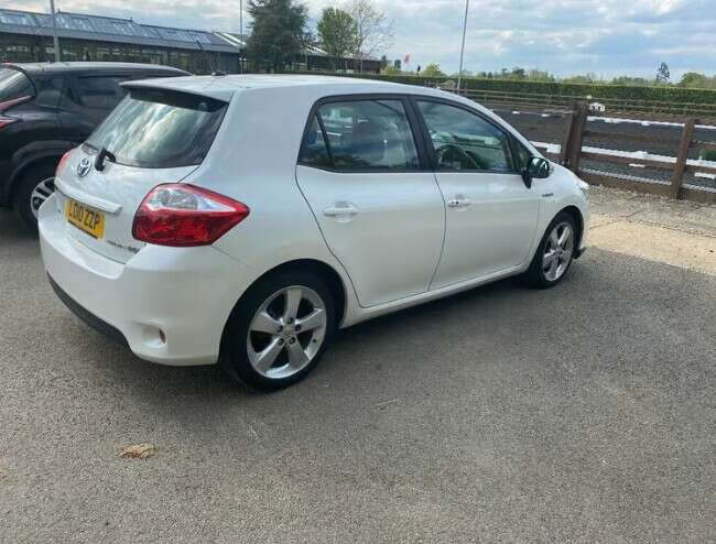 2010 Toyota, Auris, Hatchback, Semi-Auto, 1798 (cc), 5 Doors