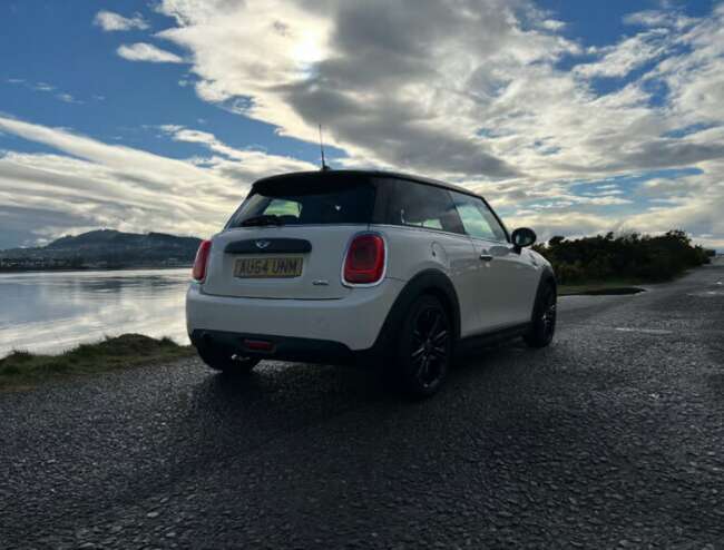 2014 Mini One 1.2 with Warranty and Huge Spec!!