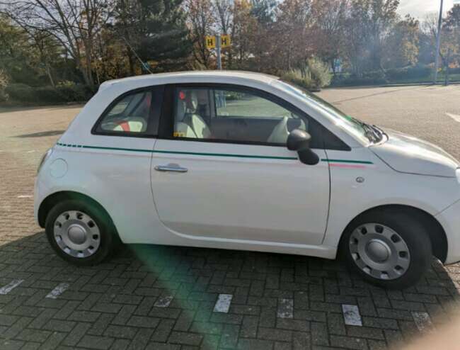 2010 Fiat 500. POP