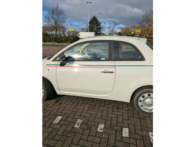 2010 Fiat 500. POP