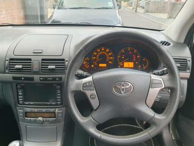 2008 Toyota Avensis D-4D T180