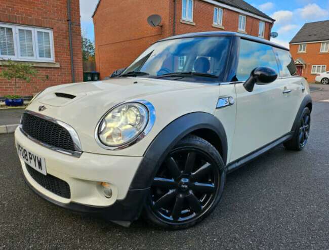 2008 Mini Hatch Cooper S, White, 12 Months MOT, 77K LOW MILEAGE!!