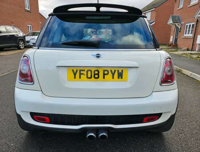 2008 Mini Hatch Cooper S, White, 12 Months MOT, 77K LOW MILEAGE!!