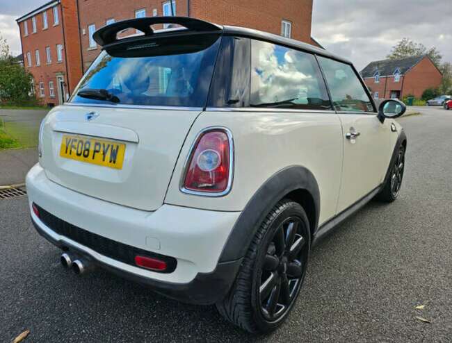 2008 Mini Hatch Cooper S, White, 12 Months MOT, 77K LOW MILEAGE!!