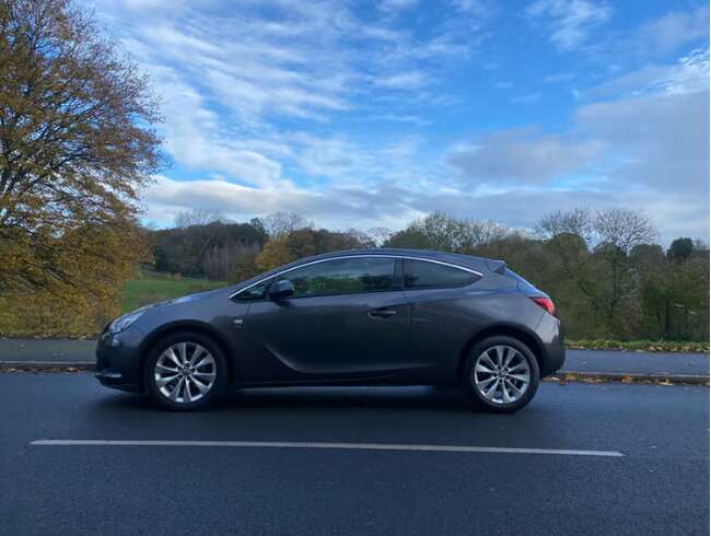 2012 GTC Vauxhall Astra 2.0 Sri Cdti, Full Service 1 Year Mot