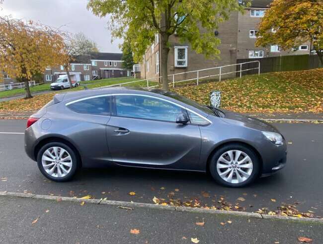 2012 GTC Vauxhall Astra 2.0 Sri Cdti, Full Service 1 Year Mot