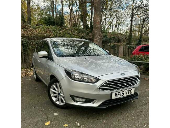 2016 Ford Focus Titanium 1.0 5 Speed Manual