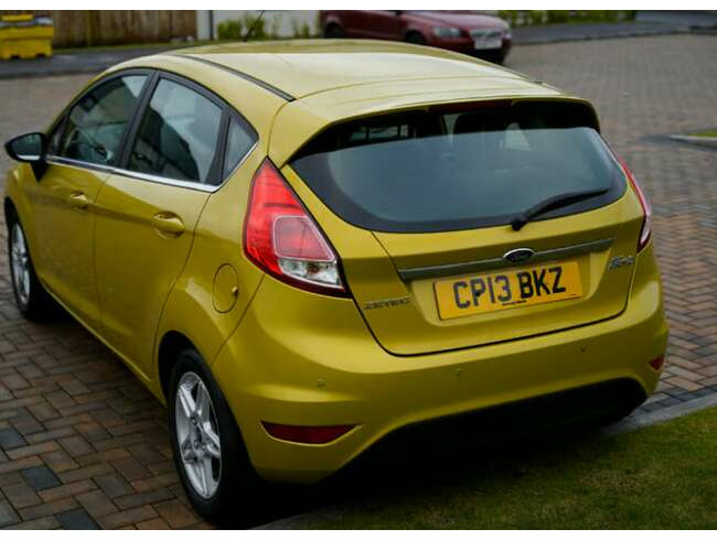 2013 Ford Fiesta 1.2 Zetec, Manual, 1241 (cc), 5 doors