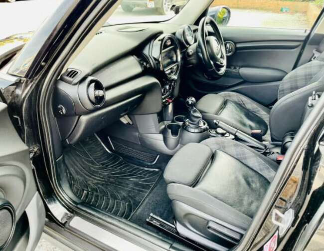 2015 Mini, Hatchback, Manual, 1496 (cc), 5 doors - ULEZ
