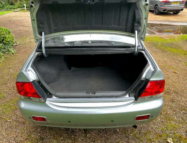 2005 Mitsubishi, Lancer, Saloon, 1584 (cc), 4 Doors